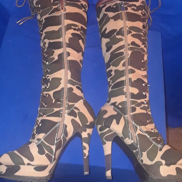 READY FOR WAR  NUBUCK KNEE HIGH RIDING BOOT ( BRAND NEW !!!! ) - Picture 2 of 4